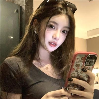 小鱼莉莉